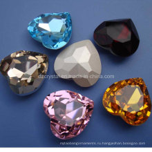 Цена Pujiang Factory и бессвинцовый Handmade граненный Heart-Shaped кристаллический причудливый камень с Metal Claw для вспомогательного оборудования ювелирных изделий